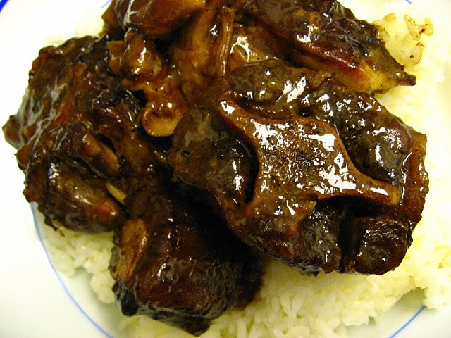 Chinese Oxtail Stew
 Fresh Local and Best Chinese Braised Oxtail Stew Recipe