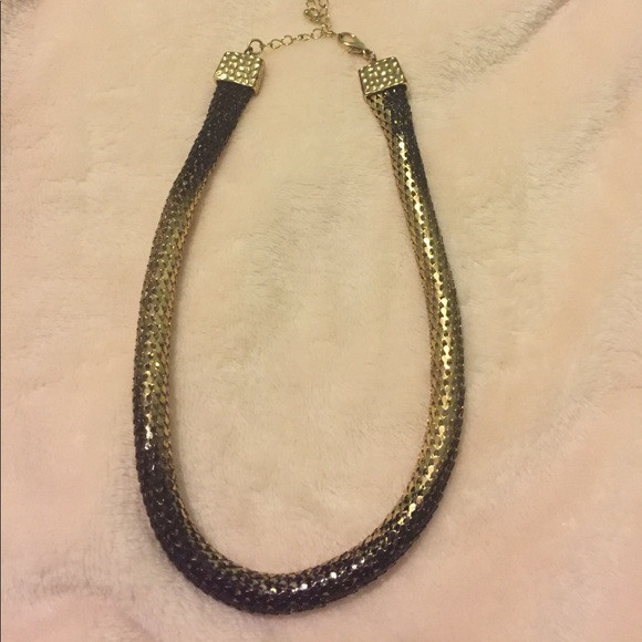 Choker Necklace Forever 21
 Forever 21 Forever 21 Gold and black choker necklace