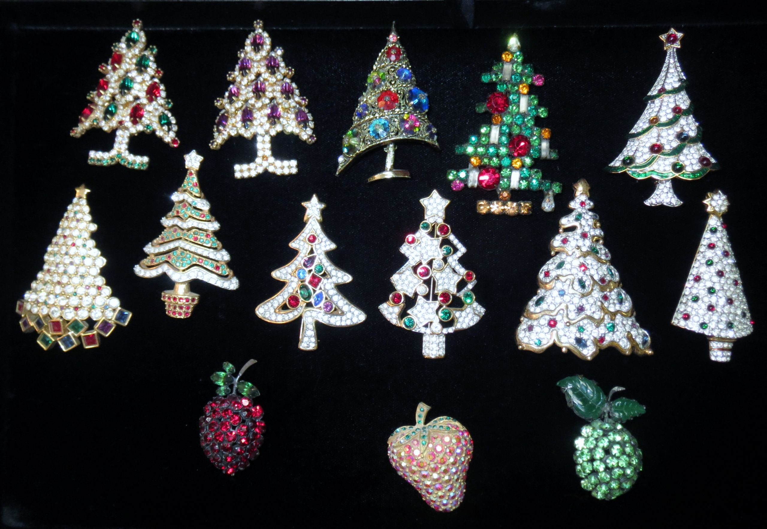 Christmas Brooches
 The BEST of the BEST from my collection of Vintage