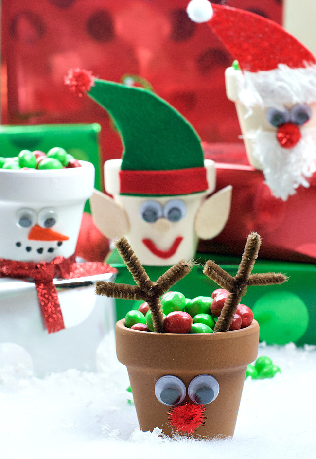 Christmas Crafts For Kids To Make
 25 Cute and Simple Christmas Crafts for Everyone Crazy