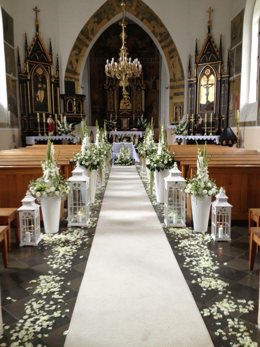 Church Decorations For Weddings
 Follow us SIGNATUREBRIDE on Twitter and on FACEBOOK