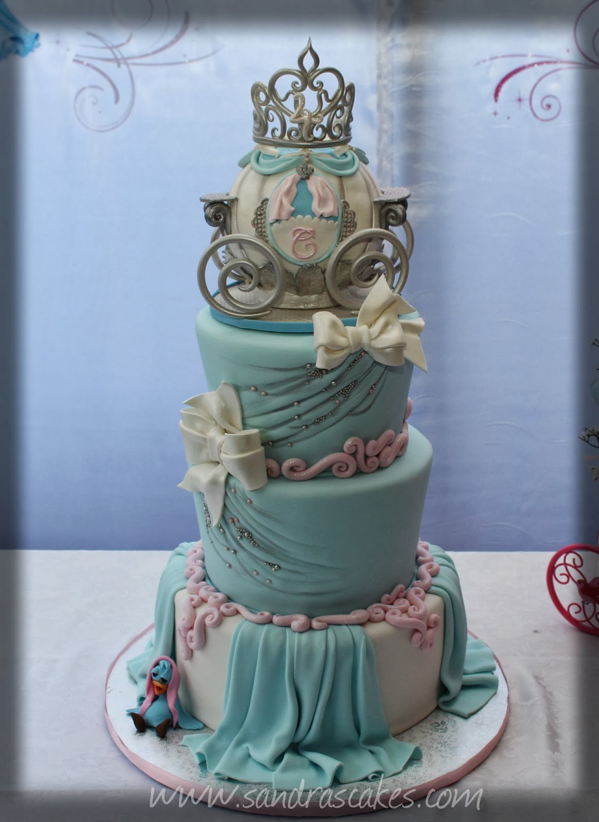 Cinderella Birthday Cake
 Carissa s Cinderella Themed Birthday Cake