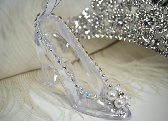 Cinderella Wedding Favors
 Glass Slipper Cinderella Wedding Favors by FavorsBoutique