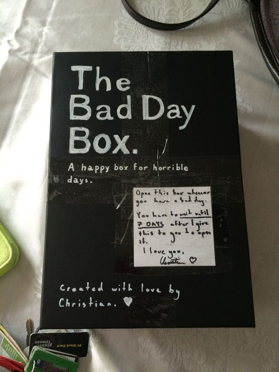 College Girlfriend Gift Ideas
 Handmade Christmas Gift Box for Boyfriend