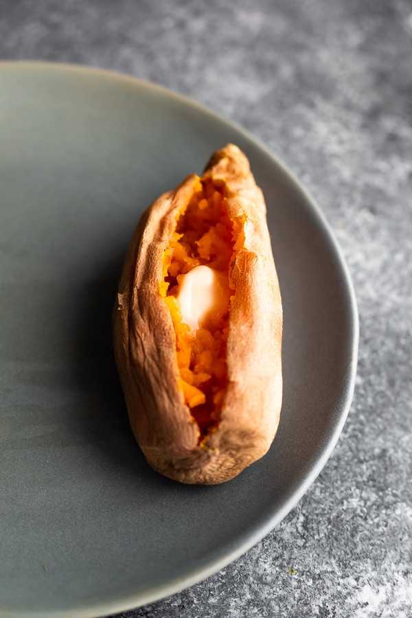 Cook Sweet Potato In Microwave
 How to Cook a Sweet Potato in the Microwave