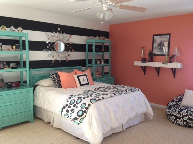 Coral Color Bedroom
 Girl s Teal & Coral Bedroom