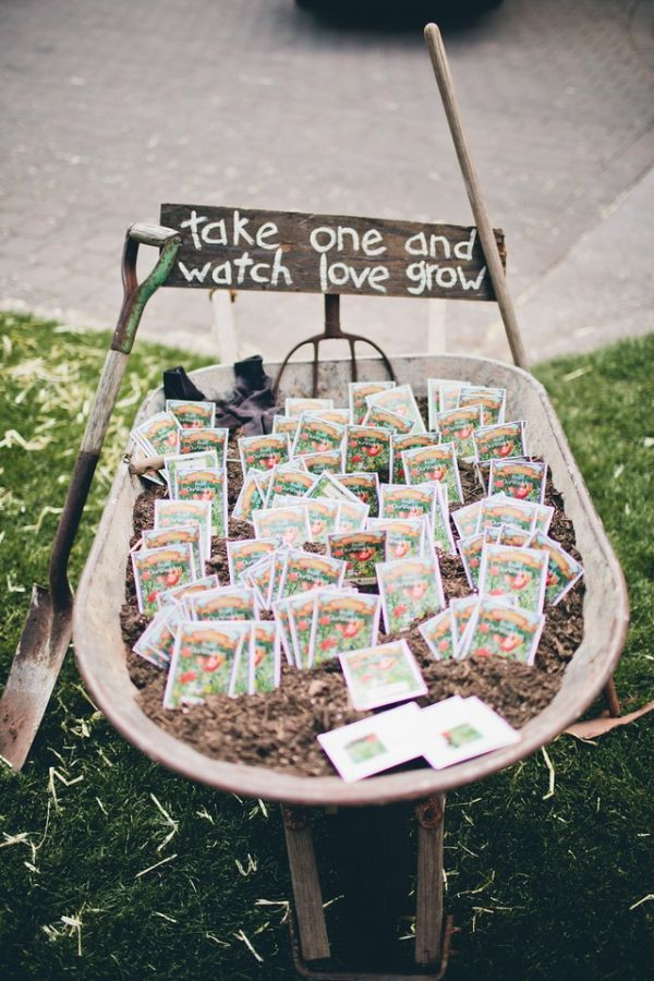 Country Wedding Favors DIY
 Top 10 DIY Projects For Rustic Wedding Ideas