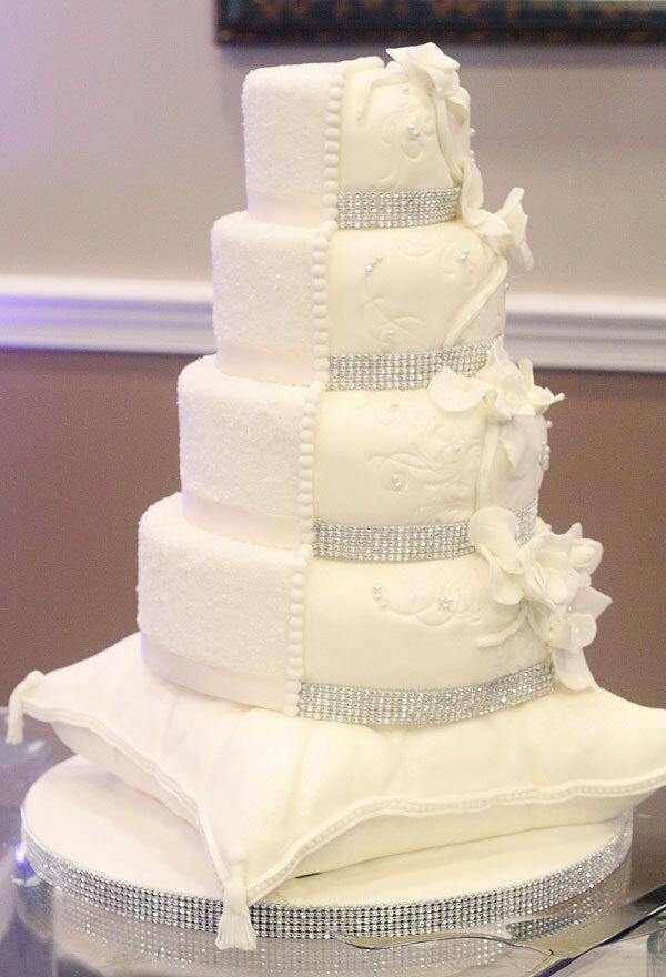 Crystal Wedding Cakes
 1 Foot Long 4 Row Wide Silver Rhinestone Crystal Wedding