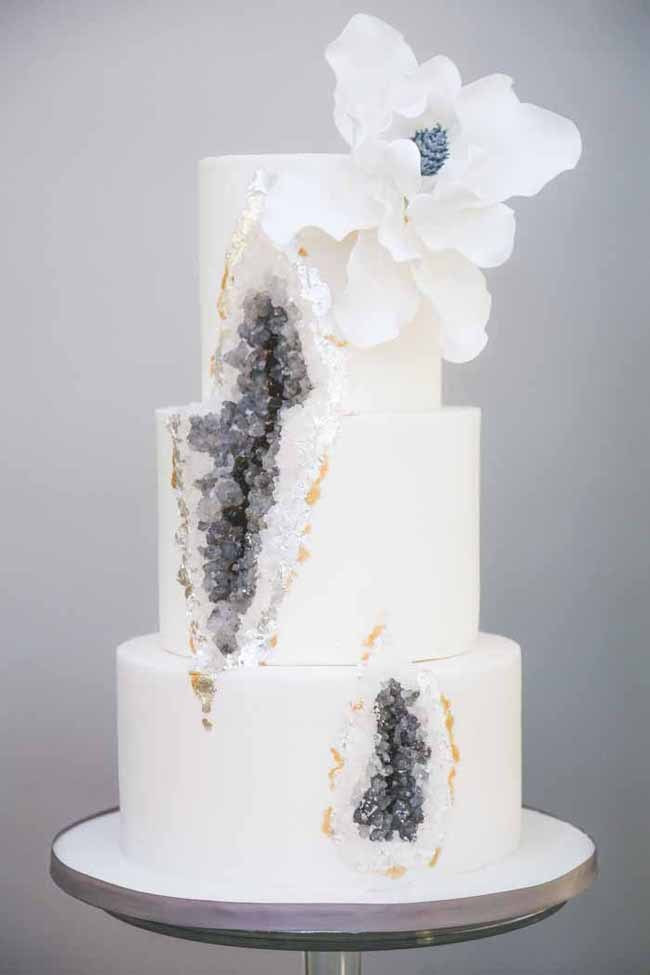 Crystal Wedding Cakes
 20 Geode & Crystal Wedding Cakes