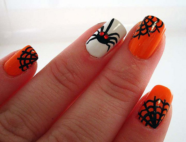 Cute Halloween Nail Ideas
 Halloween Nail Designs pictures yve style