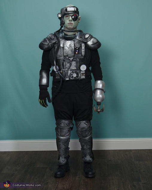Cyborg Costume DIY
 Homemade Cyborg Costume 2 9