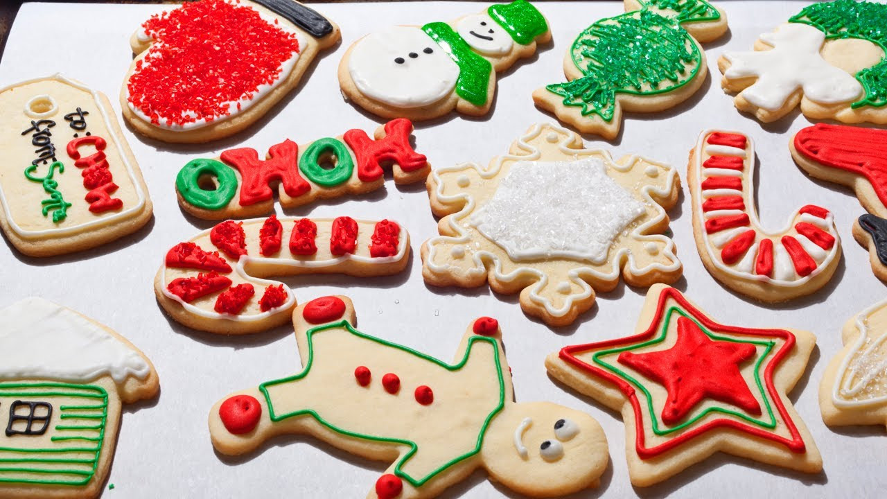 Decorate Christmas Cookies
 How to Make Easy Christmas Sugar Cookies The Easiest Way