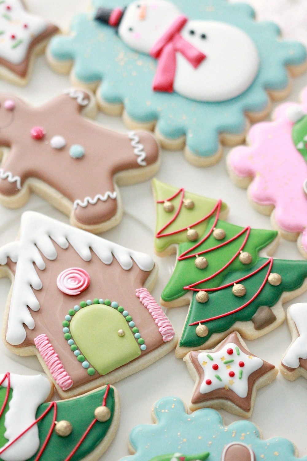 Decorate Christmas Cookies
 Royal Icing Cookie Decorating Tips