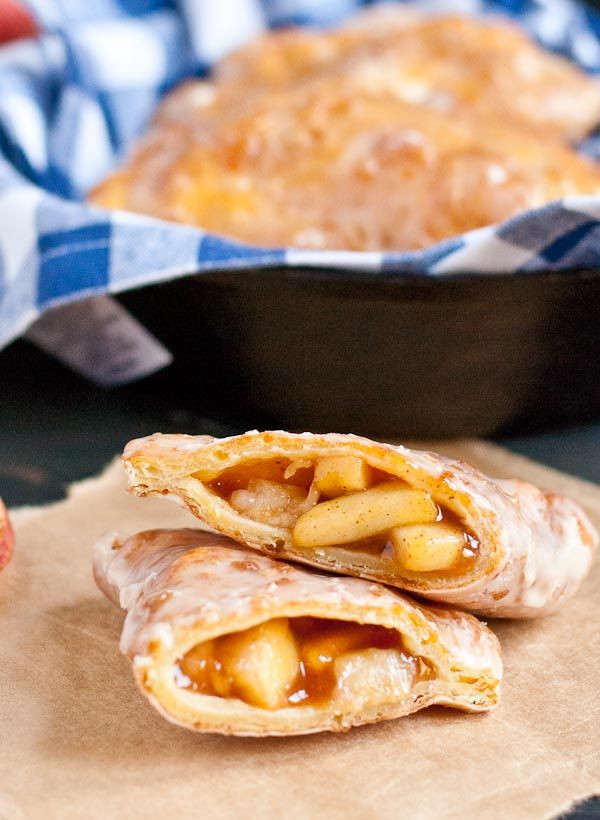 Deep Fried Apple Pie
 Deep fried apple pies are so good you ll want to carry