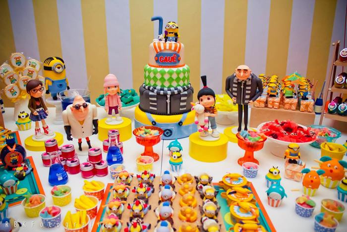 Despicable Me Birthday Decorations
 Kara s Party Ideas Despicable Me 2 Party with So Many Fun