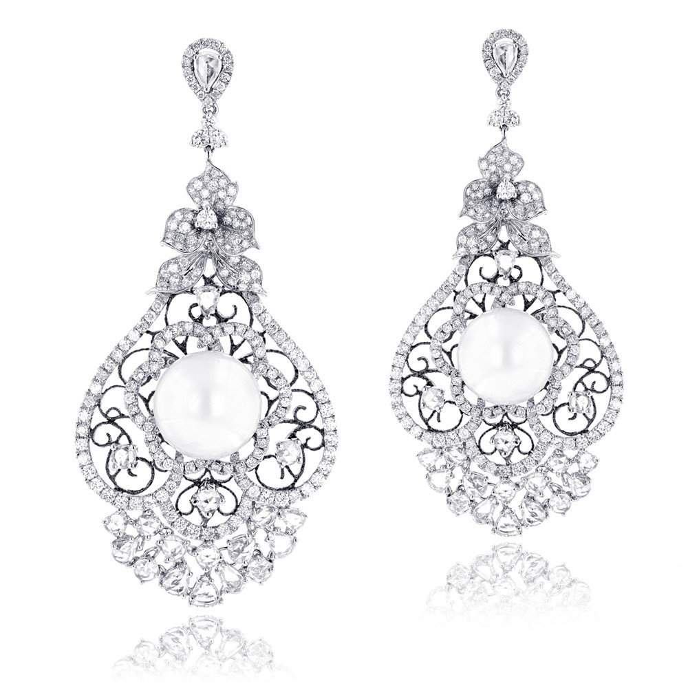 Diamond Chandelier Earrings
 e of a kind 18K Gold Designer Pearl Diamond Chandelier