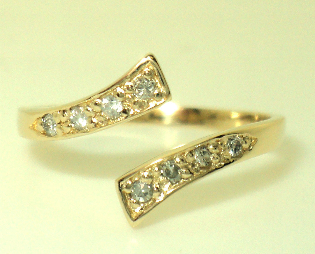 Diamond Toe Rings
 8 Stone Diamond Toe Ring JC 1011 by JCJewelryGifts on Etsy