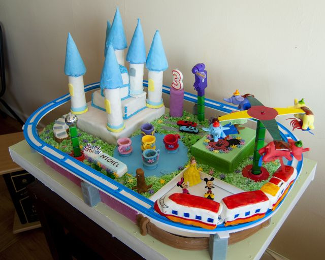 Disney World Birthday Cakes
 Disney World Cake and Party disneyworld cake