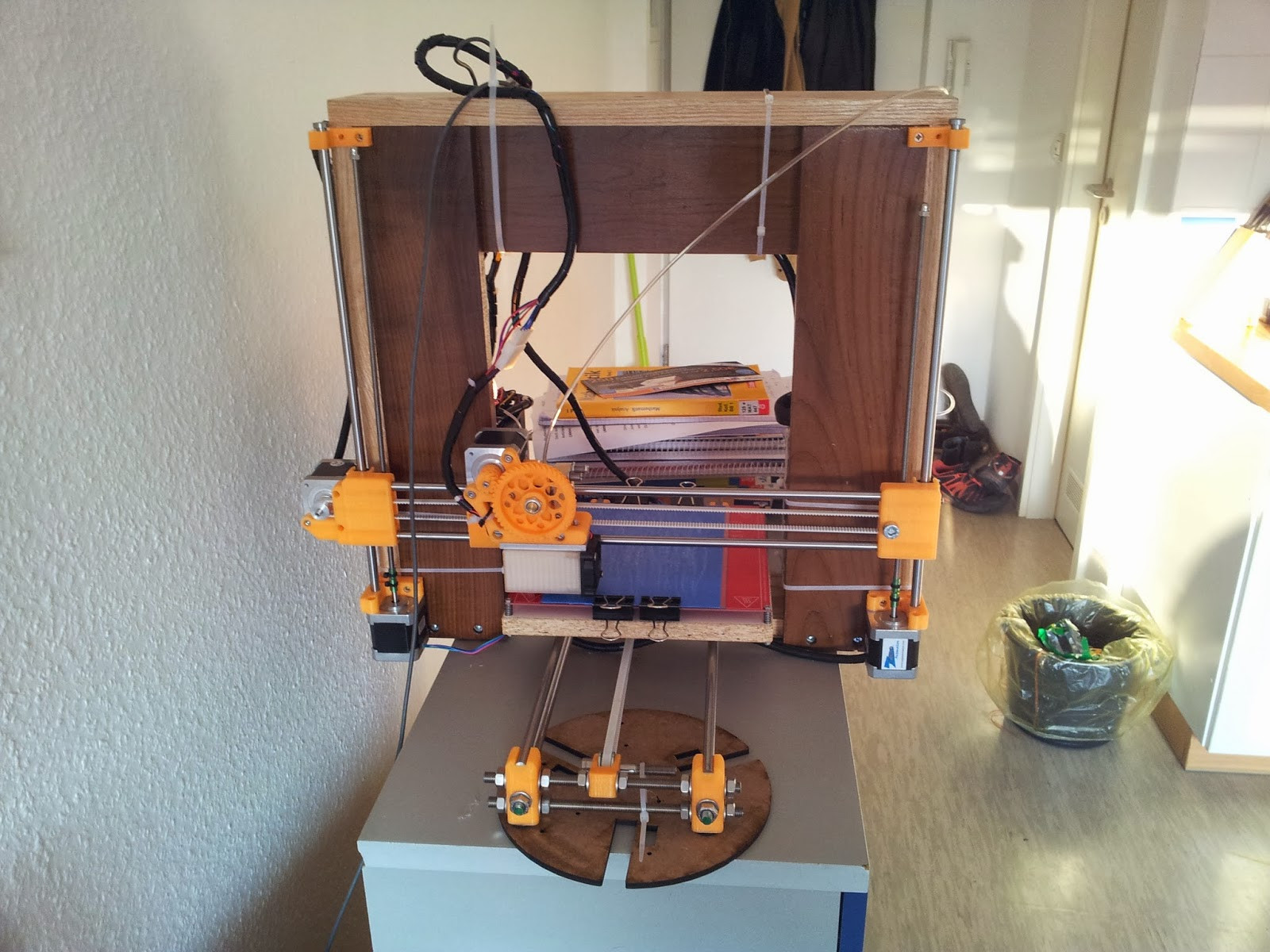 DIY 3D Printer Plans
 DIY 3D Printing DIY 3d printers made from wood