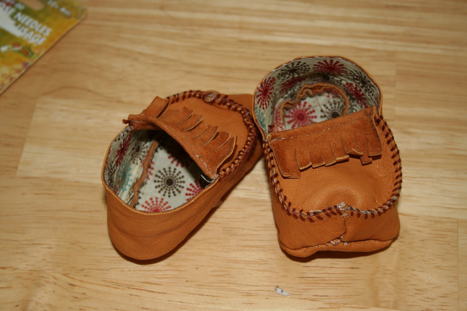 DIY Baby Moccasins
 The Mommy Dialogues DIY baby moccasins