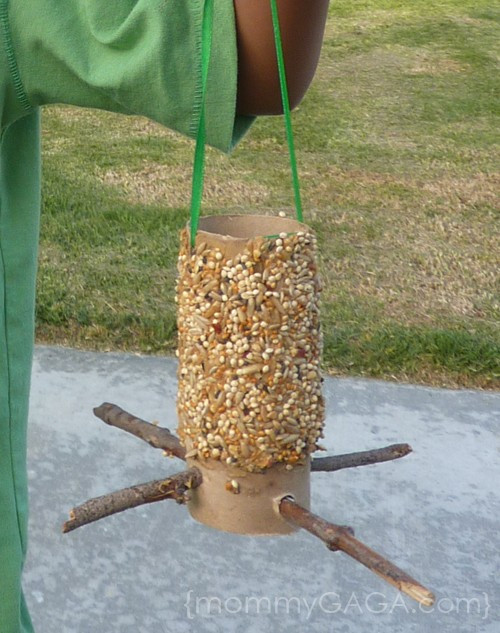 Diy Bird Feeders For Kids
 5 DIY Kid s Projects Made With Recycled Materials The