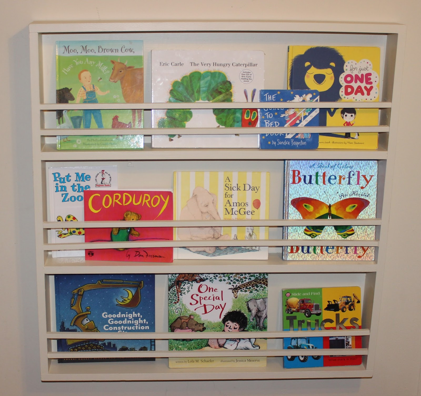 DIY Bookshelf For Kids
 BusyBliss Finding the Joy in the Midst of Motherly Mayhem