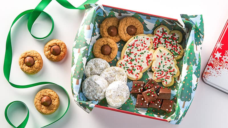 DIY Christmas Cookies
 5 Nostalgic Homemade Christmas Gift Ideas Pillsbury