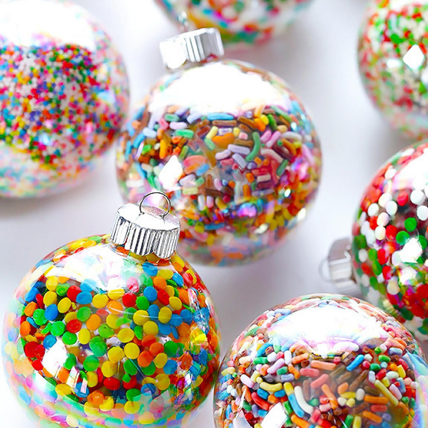 Diy Christmas Ornaments For Kids
 10 DIY Holiday Ornaments Kids Can Help You Make