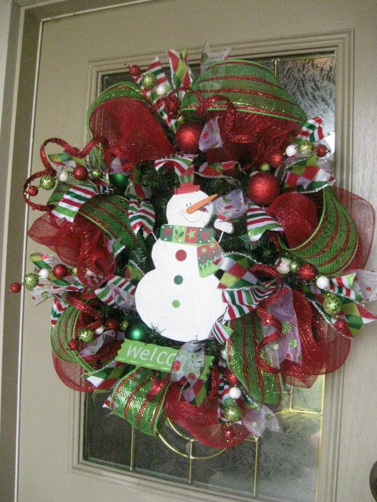 DIY Christmas Wreath Pinterest
 Kristen s Creations Christmas Mesh Wreath Tutorial