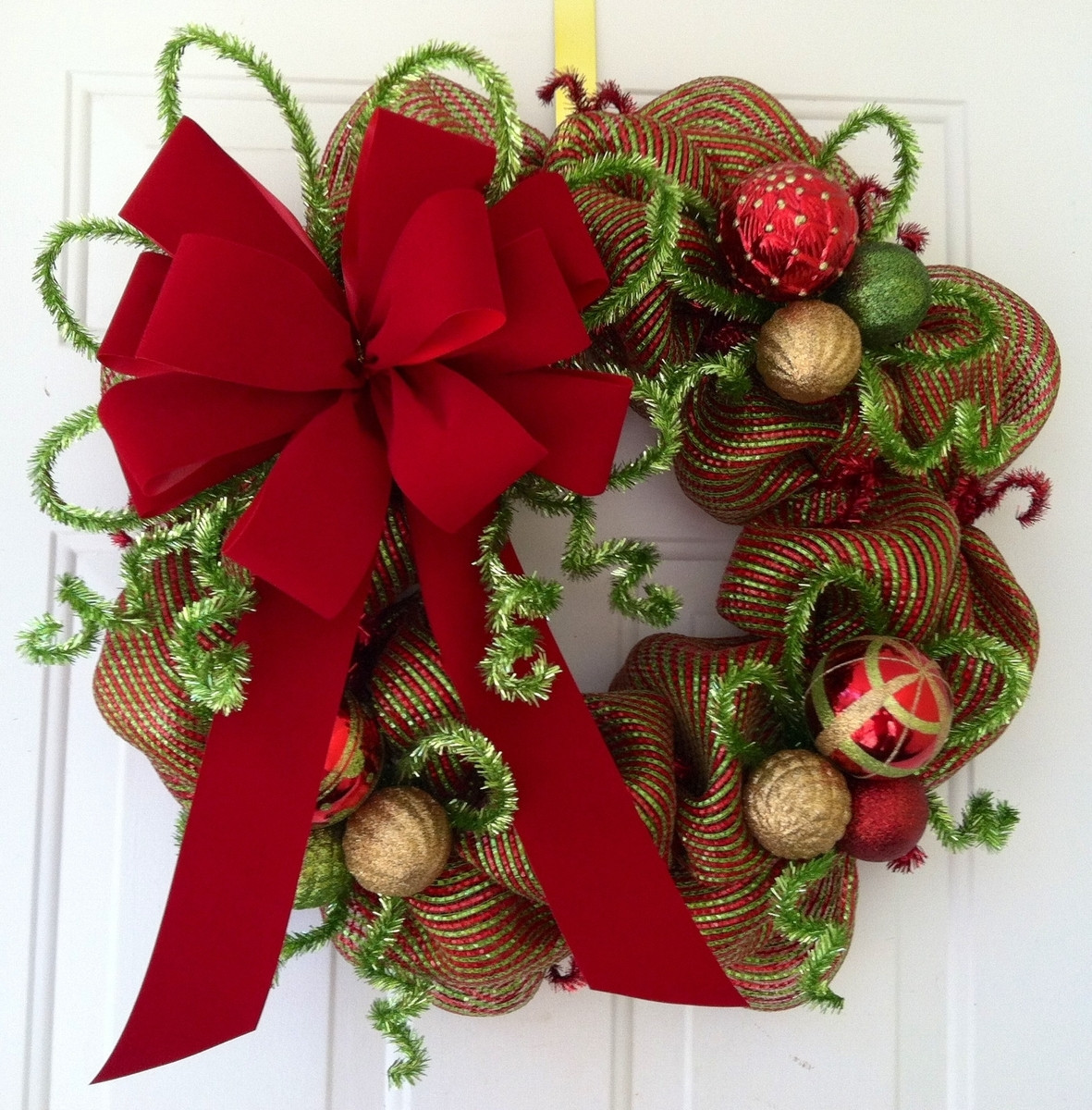 DIY Christmas Wreaths
 Make A Diy Christmas Wreaths Yourself To Celebrate The