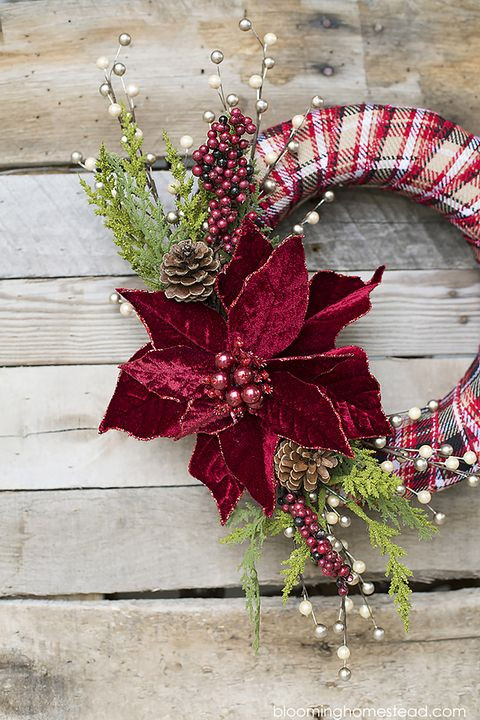 DIY Christmas Wreaths
 50 Easy Christmas Crafts for Adults to Make DIY Ideas