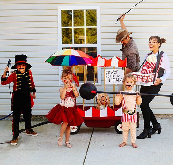 DIY Circus Costumes
 Family Halloween Costumes Circus Crew