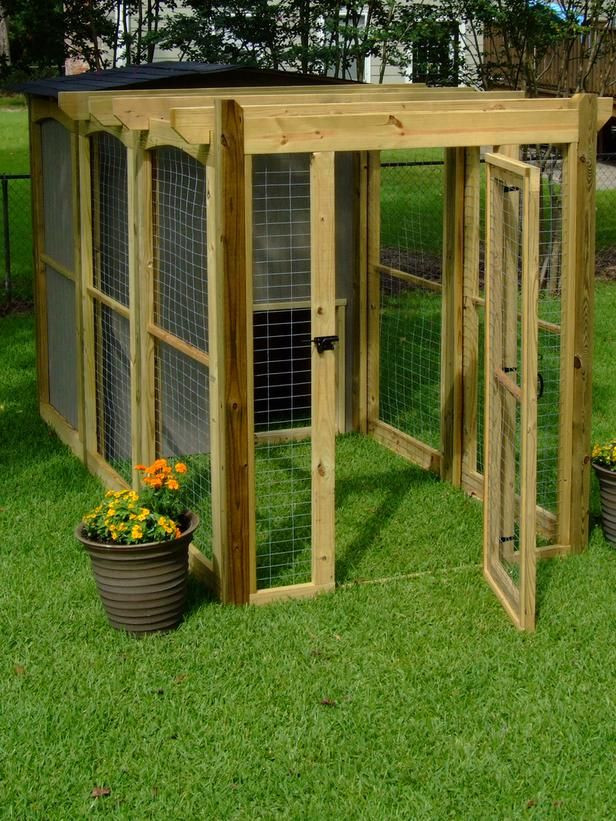 DIY Dog Pen Outdoor
 How to Build a Dog Run With Attached Doghouse