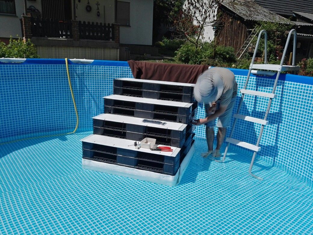 DIY Dog Ramp For Above Ground Pool
 Pool Pool Treppe pool stairs dog stairs dog ramp