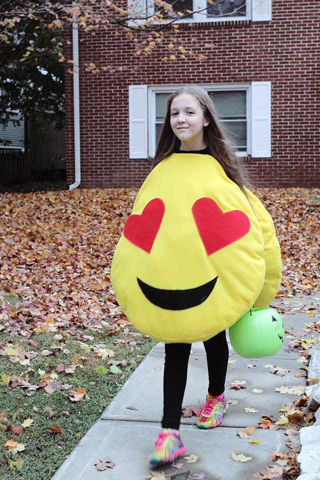 DIY Emoji Costume
 The 25 best Emoji costume ideas on Pinterest