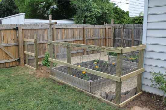 DIY Fencing For Dogs
 18 Easy DIY Fence Solutions