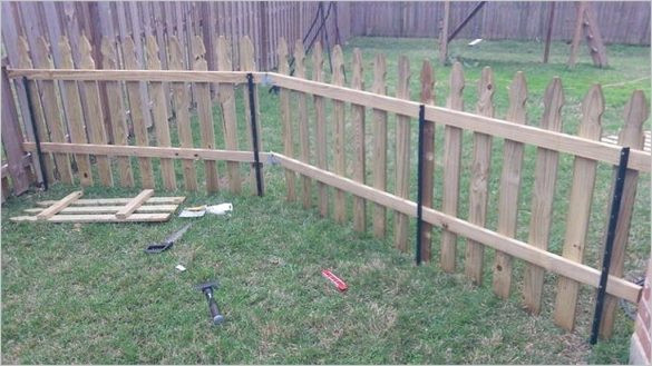 DIY Fencing For Dogs
 New Decoration Temporary Fence Ideas Dog Fencing