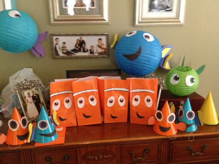 DIY Finding Nemo Decorations
 Finding Nemo party for my 4 year old Coop