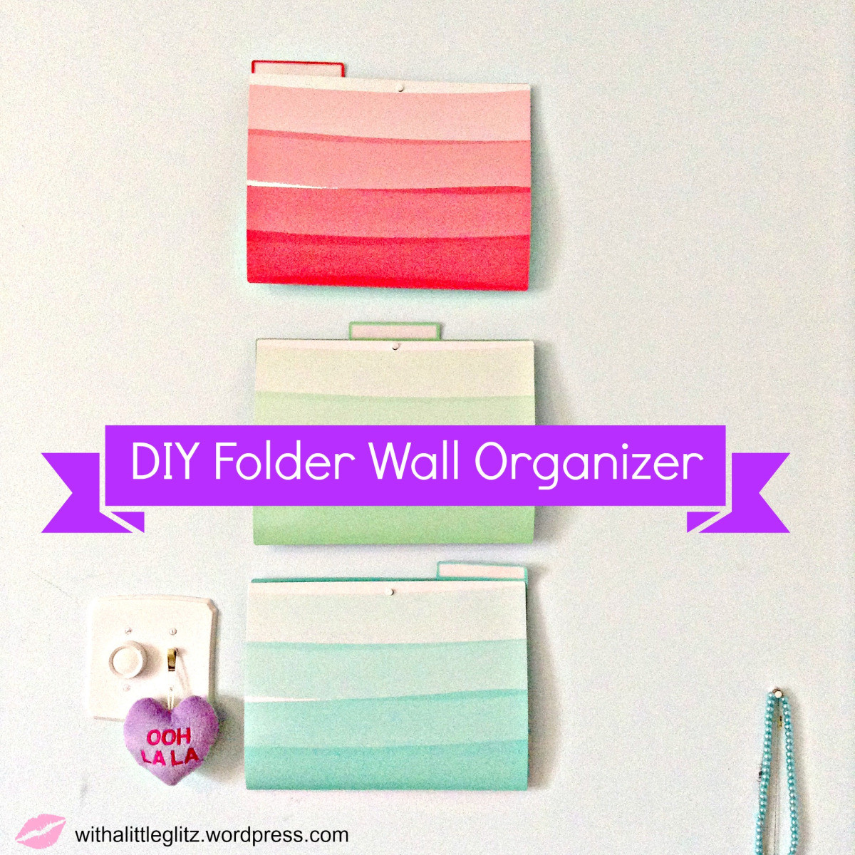 DIY Folder Organizer
 Weekend DIY Super Easy Folder Wall Organizer