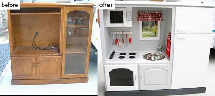 DIY Kids Kitchens
 DIY Kitchen Set They used an entertainment unit and made