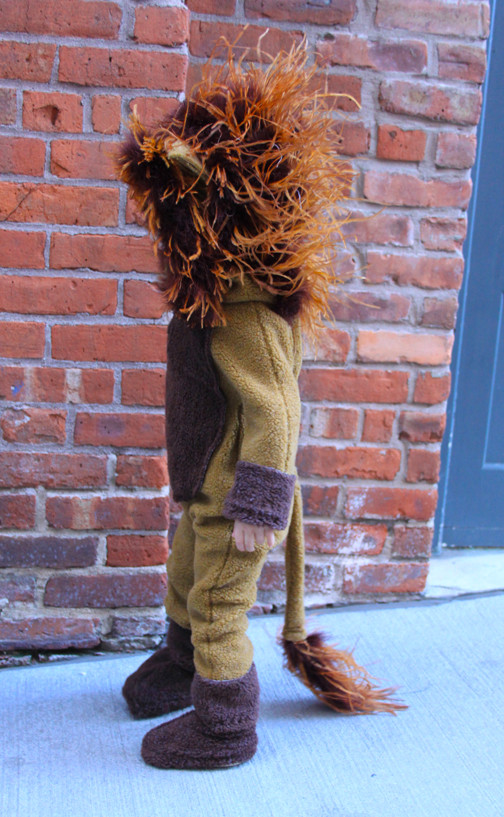 DIY Kids Lion Costume
 Lion Costume for Children Tutorial — Life is Made with