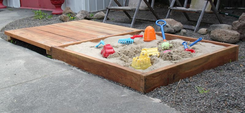 DIY Kids Sandbox
 How to Build a Sandbox 17 DIY Plans