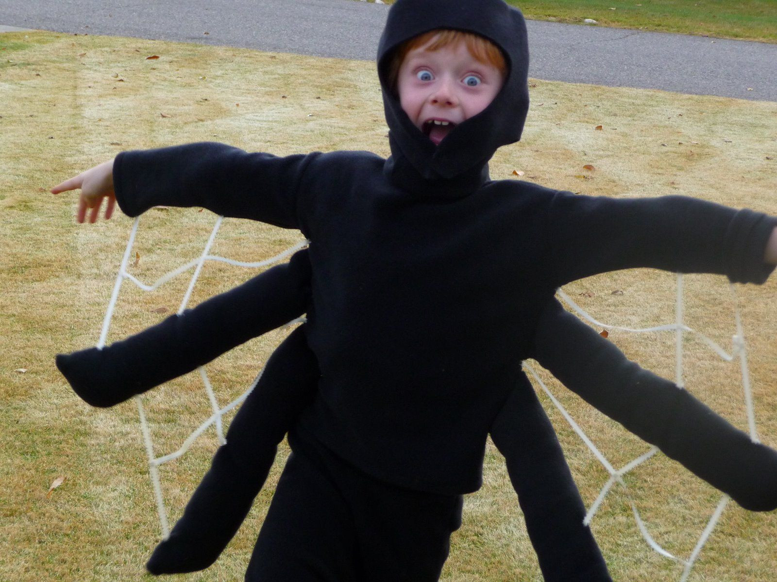 DIY Kids Spider Costume
 Pin by Merri P on Halloween