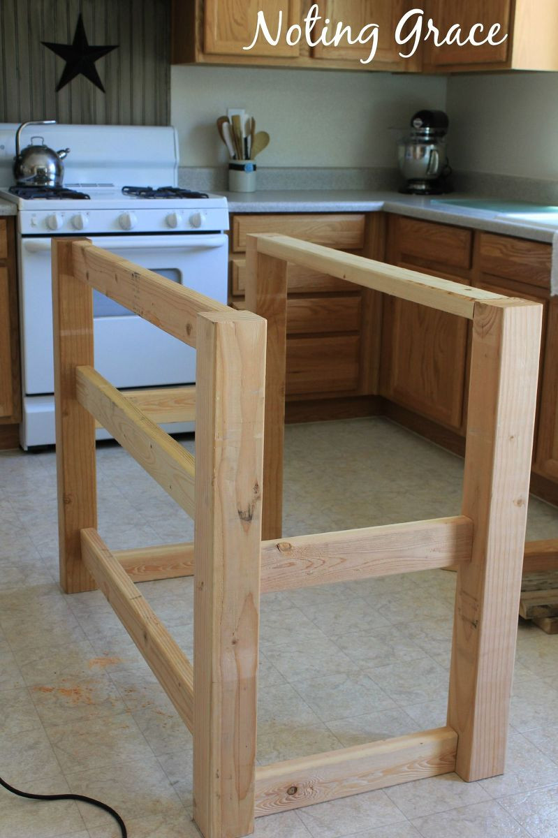 DIY Kitchen Islands Plans
 How To Make A Pallet Kitchen Island for Less Than $50
