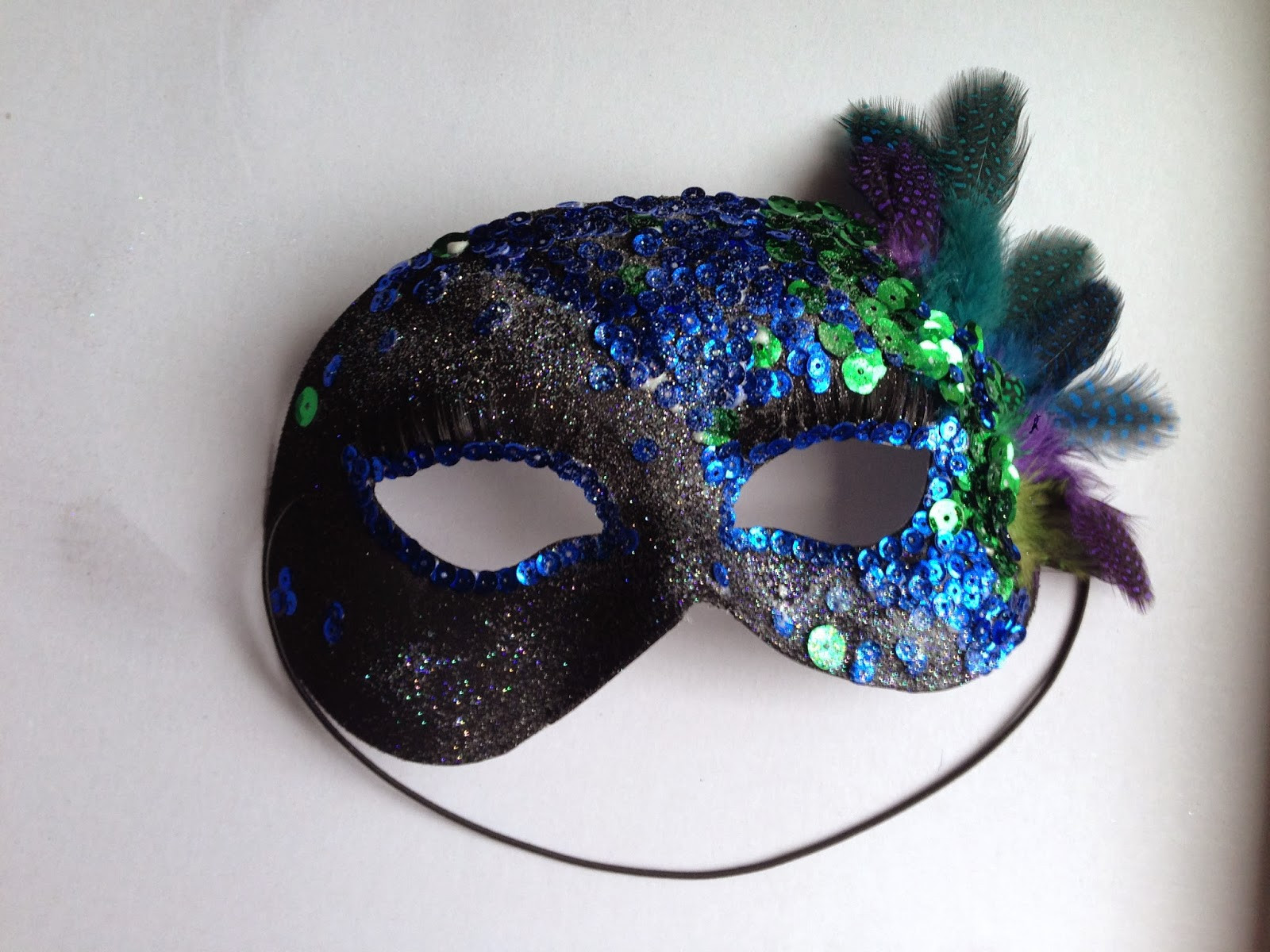 DIY Masquerade Masks
 Super Simple DIY Masquerade Mask