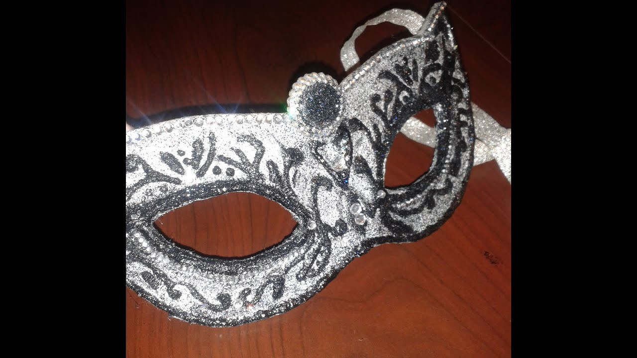 DIY Masquerade Masks
 DIY Venetian mask masquerade