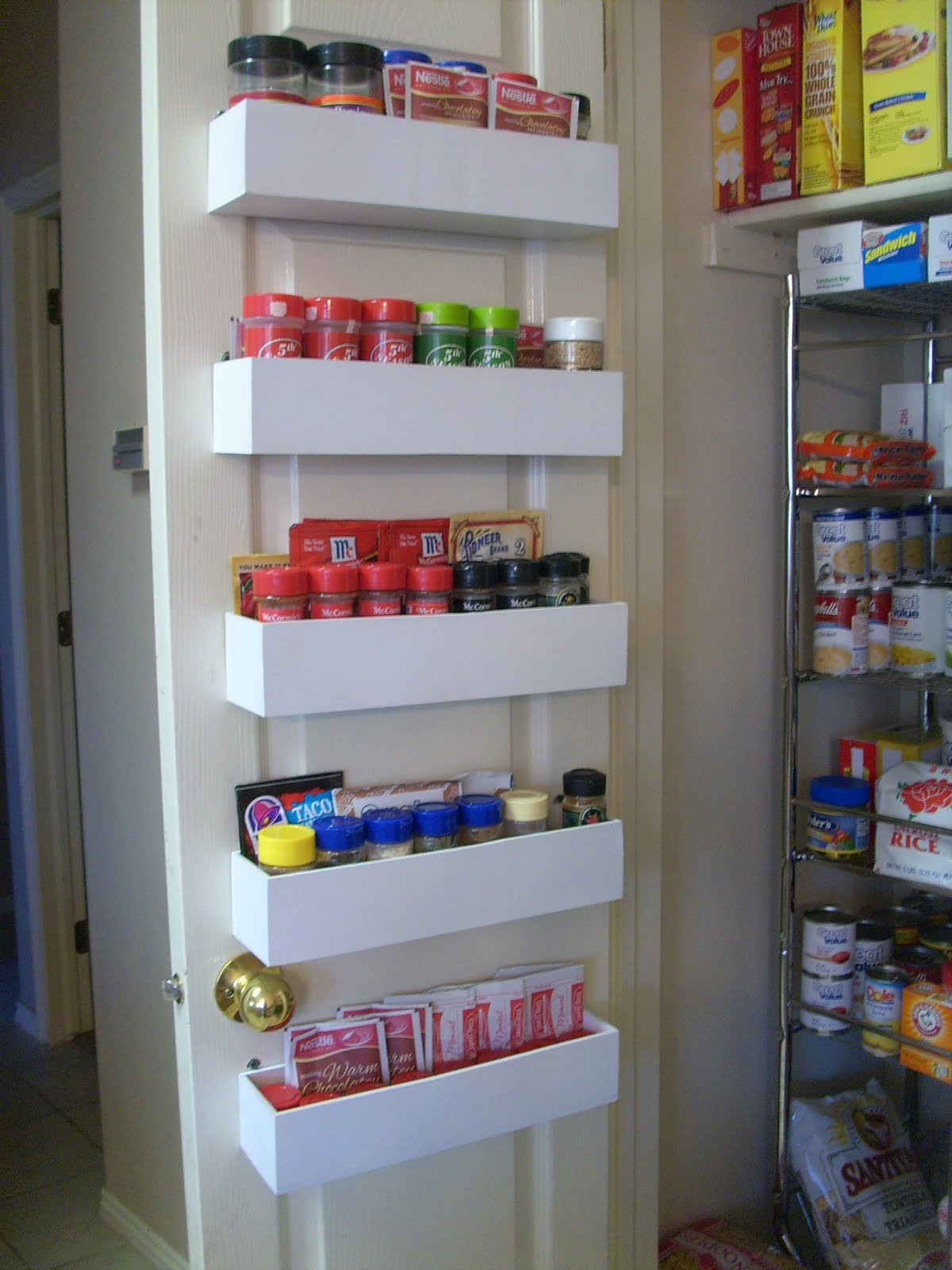 DIY Organizer Ideas
 RobbyGurl s Creations DIY Pantry Door Spice Racks
