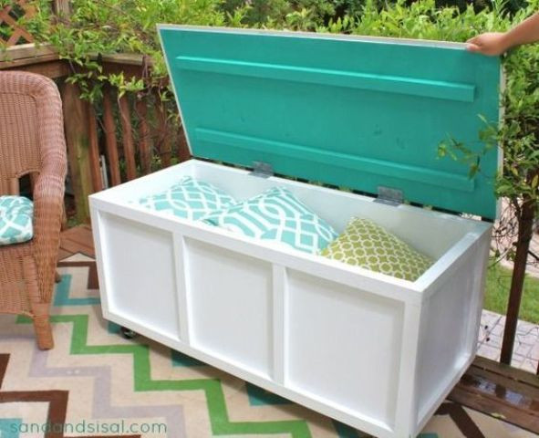DIY Outdoor Bench With Storage
 Smart outdoor furniture ideas with storage solutions
