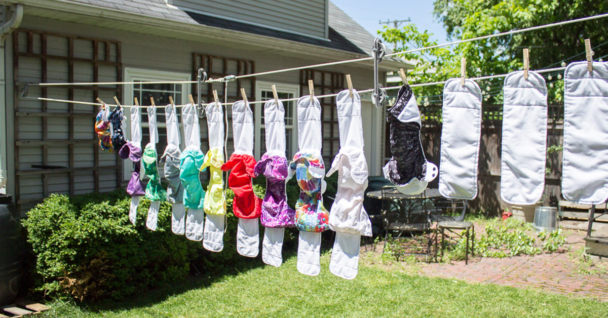 DIY Outdoor Clothesline
 How To Make A DIY Pulley Clothesline