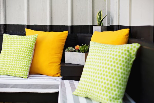 DIY Outdoor Cushions Foam
 Throw A Festive Summer Brunch
